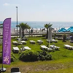 Sirma Family Apart Hotel