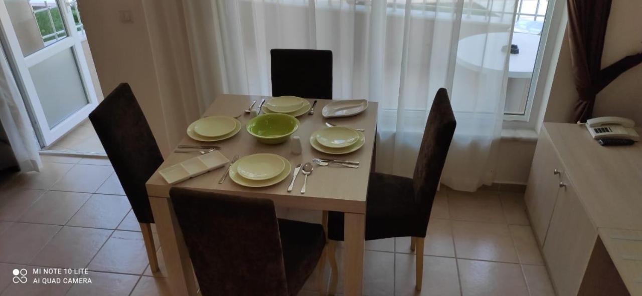 Hotel apartamentowy Sirma Family
